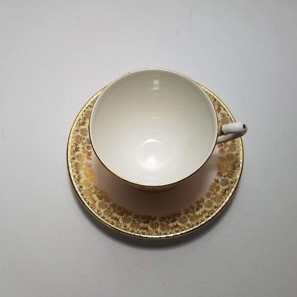 Vintage Royal Stafford tea cup and saucer gold bone china made in England - Picture 2 of 9